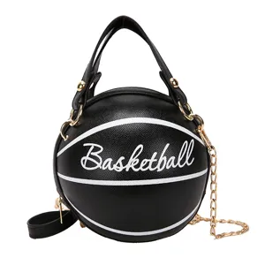 Kreative basketballförmige Handtasche mit Kette, stylische schwarze PU-Leder Umhängetasche.
