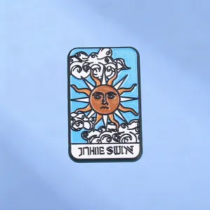 Retro Alloy Painted Tarot Card Sun Brooch Pin Western Style Geometric Enamel Sun Face Badge Jewelry For Clothing Bags Unisex Accessories