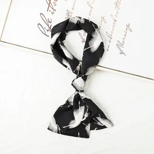 Mujer moda negro blanco grulla estampado largo panuelo de seda elegante cinta para el cabello