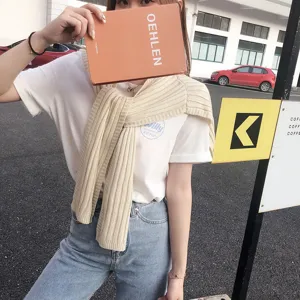 Korean style knit shawl layered with white t-shirt and jeans casual autumn outfit detail