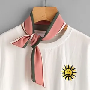 Elegante piccolo foulard in seta a righe rosa e verde per manico borsa fascia per capelli