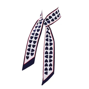 Elegante foulard twilly in seta con stampa a cuori da donna, nastro sottile per borsa e collo.