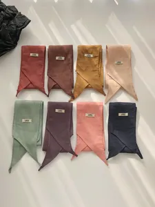Vintage effen linnen lange sjaal en haarband lint, elegant accessoire voor dames.