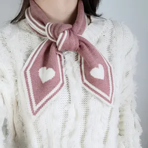 Damen Strick Schal mit Herz Muster Winter warme elegante kleine Halstuch Mode Accessoire