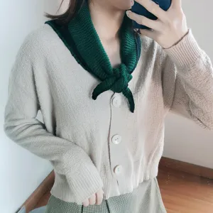 Bufanda triangular de punto liso estilo coreano para mujer, pañuelo de cuello cálido y cómodo invierno.