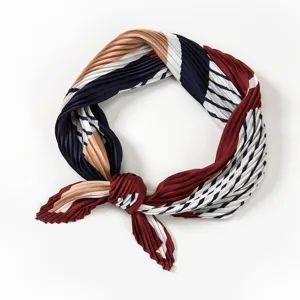 Plissierter moderner Halstuch für Damen, vielseitiges Streifen-Design, Herbst Accessoire.