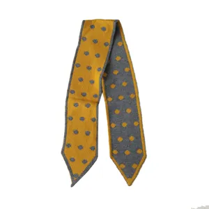 Damen gestrickter spitzer Polka Dot Schal winterlicher warmer modischer kleiner Halsschal