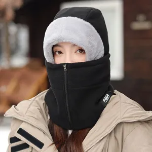 Cappello termico invernale antivento per ciclismo con maschera facciale e scaldacollo.
