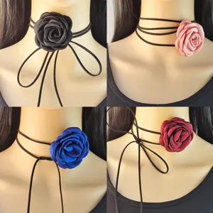 Collana Choker in Tessuto Retrò Francese con Fiore di Camelia e Lacci Multiuso Nappine Rosa Gioielli Eleganti da Donna