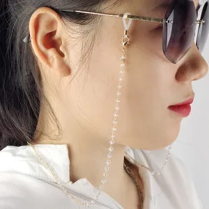 Catena per occhiali di perle minimalista e cordino per maschera elegante con perline di vetro.
