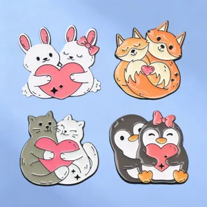 Cartoon Tier Paar Brosche Niedlich Hase Fuchs Katze Pinguin Emaille Pin Legierung Lackiertes Metall Abzeichen Schmuck Geschenk Für Valentinstag Damen Accessoire