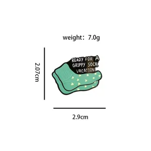 Grüne Herz Socke Emaillierte Anstecknadel Metall Mode Accessoire Kleidung Dekoration 2.9cm