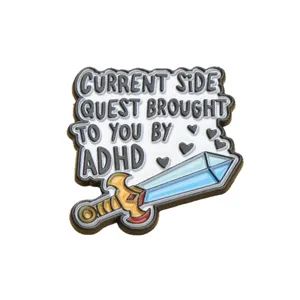 ADHD game zwaard geëmailleerd speldje grappig citaat broche kleding accessoires