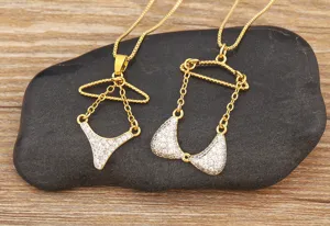 Collier pendentif cintre bikini en zircon plaqué or bijoux de mode vue détaillée