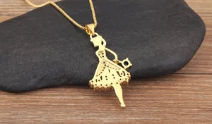 Élégant collier pendentif danseuse de ballet plaqué or avec cristaux brillants pour femmes.