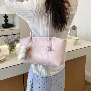 Women casual solid color tote bag large capacity shoulder handbag for daily commuter fashion.