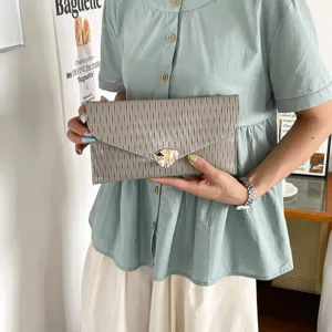 Casual stylish pleated envelope clutch bag for women, chic metallic clasp design for daily commute.