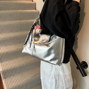 Silver metallic slouchy tote bag for women, large capacity commuter shoulder and crossbody bag.