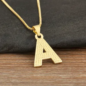 Gold-plated letter A pendant necklace for women, stylish minimalist clavicle chain jewelry.