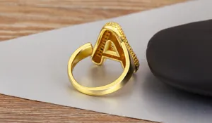 Vergoldeter klobiger Ballon-Buchstabe A Ring mit funkelndem Zirkon, verstellbares offenes Band.