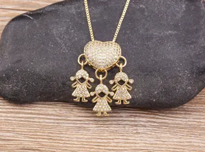 18k gold plated three girls heart pendant necklace sparkly cubic zirconia family jewelry detail