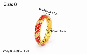 Anillo de espiral de esmalte bañado en oro con circonitas talla 8 vista con dimensiones.