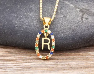 Gold-plated colorful zircon oval letter R pendant necklace, elegant European clavicle chain.