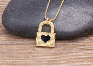 Collier Cadenas Plaqué Or Pendentif Cœur Vue Détail Rétro Chaîne Clavicule Bijoux