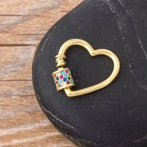 Fermoir vis cœur plaqué or avec zirconias colorés pour bijoux colliers DIY faits main.