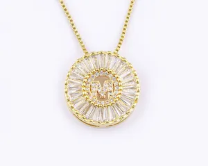 Collana con Pendente Lettera M Zircone Placcato Oro Semplice Girocollo Gioielli Donna Regalo