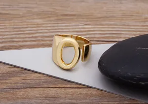 Gold plated open letter O ring fashion jewelry for men and women vintage statement accessory