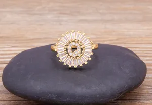 18K Gold Plated Letter Q Zircon Ring Elegant Round Baguette Stone Jewelry Accessory