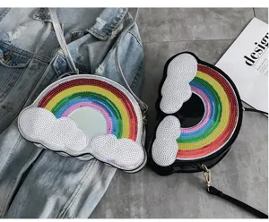 Bonito bolso cruzado de lentejuelas de nube de arco iris, elegante bolso láser negro.