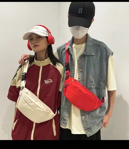 Lässige einfarbige Brusttasche, wasserdichte Nylon Umhängetasche, vielseitiger Streetstyle.