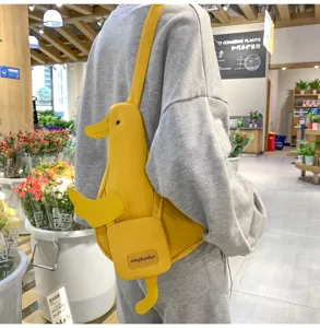 Niedliche gelbe Enten-Brusttasche aus Leinen für Damen, stylische Umhängetasche für Alltag.