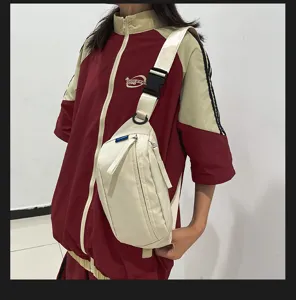 Einfarbige Nylon-Brusttasche für Damen, vielseitige wasserdichte Umhängetasche für den Alltag.
