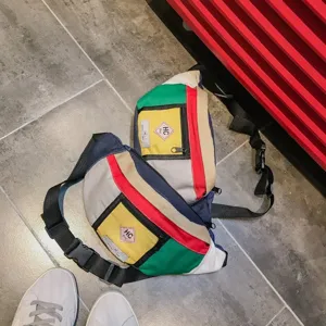 Modische Canvas Gürteltasche mit Farbblock, lässige Streetwear Brusttasche für Damen mit Gurt.