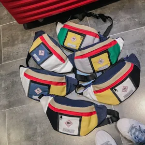 Koreanischer Streetwear Farbblock Bauchtasche Unisex Hip-Hop Brusttasche vielseitige Taillentasche