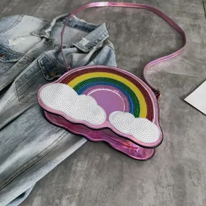 Bolso bandolera holográfico en forma de nube de arcoíris con lentejuelas coloridas