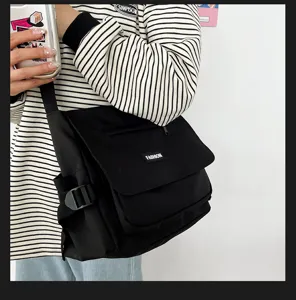 Stilvolle schwarze Segeltuch Umhängetasche für Studenten lässige Retro Schultertasche.