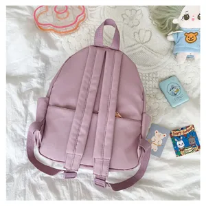 Kompakter leichter Mini-Rucksack in Lila, ideal für den Alltag, zum Einkaufen und Reisen.