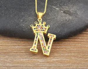Exquisite Gold Crown Letter N Pendant Necklace Colorful Zircon Fashion Jewelry Detail