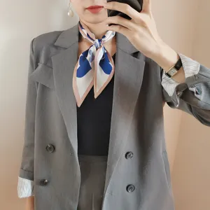 Foulard da Donna in Raso Foulard da Collo a Doppio Strato Sottile con Stampa a Cuore Elegante Bandana Smussata per Tutti i Giorni