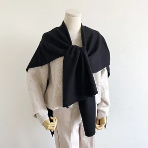 Zwarte gebreide omslagdoek voor dames, gezellige warme wintersjaal, elegante effen poncho.