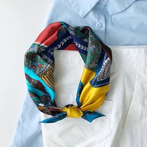 Stilvoller Damen Seidenschal im Retro-Design, eleganter quadratischer Schal für Herbst und Winter.