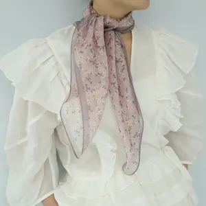 Foulard quadrato in chiffon di seta stampa floreale donna 70cm sciarpa estiva traspirante