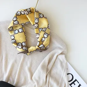 Chique geometrische zijden sjaal voor dames, elegante gele haarband en Franse halsdoek.