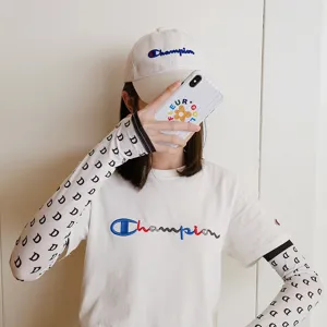 Protege tus brazos este verano con estilo usando estas mangas refrescantes de protección.