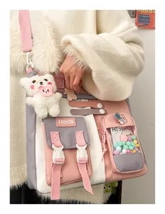 Sac bandoulière en toile pour étudiant, grand cabas avec pendentif ours mignon et poches.
