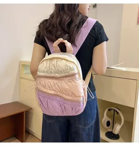 Mini zaino con volant a torta da donna, simpatico zainetto colorato per uso quotidiano.